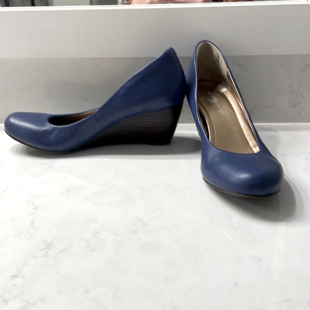 BCBGeneration size 7 blue